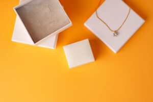 Bracelet Box Packaging.